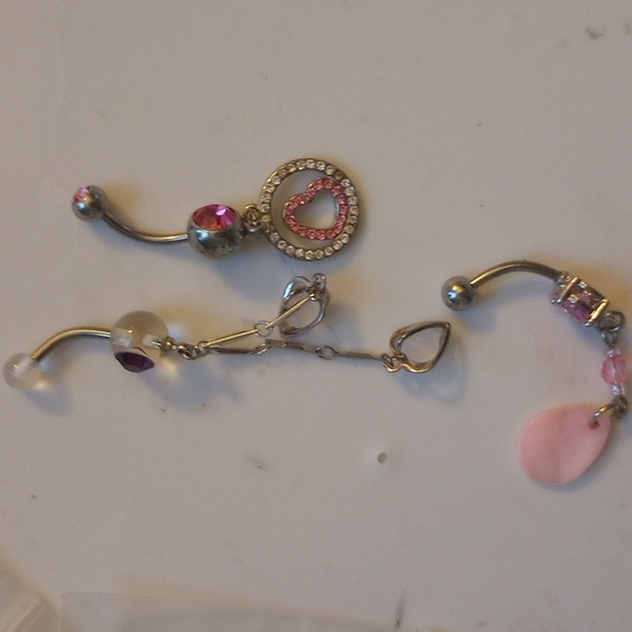 🔥NWOT 3 Gorgeous Belly Button Rings - Picture 2 of 4